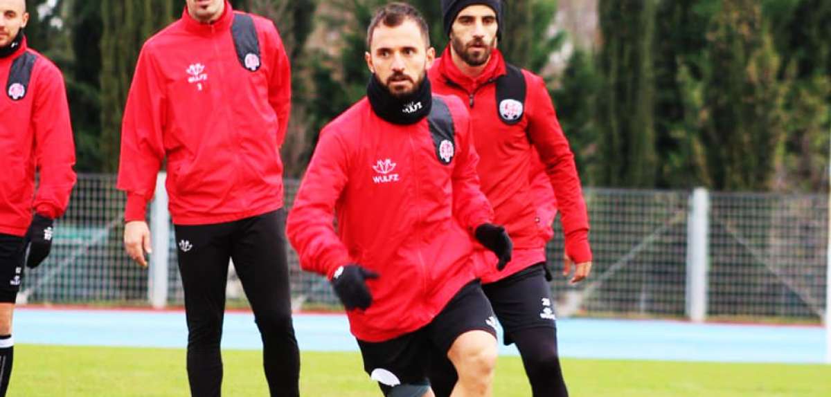 Emre Çolak: Ailemize ilk arabayı Arda Turan aldı