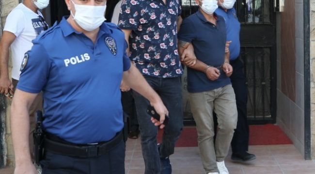 Eşini öldürüp polisi aradı