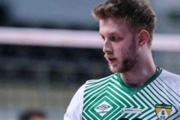 Eskişehirli milli voleybolcudan kötü haber