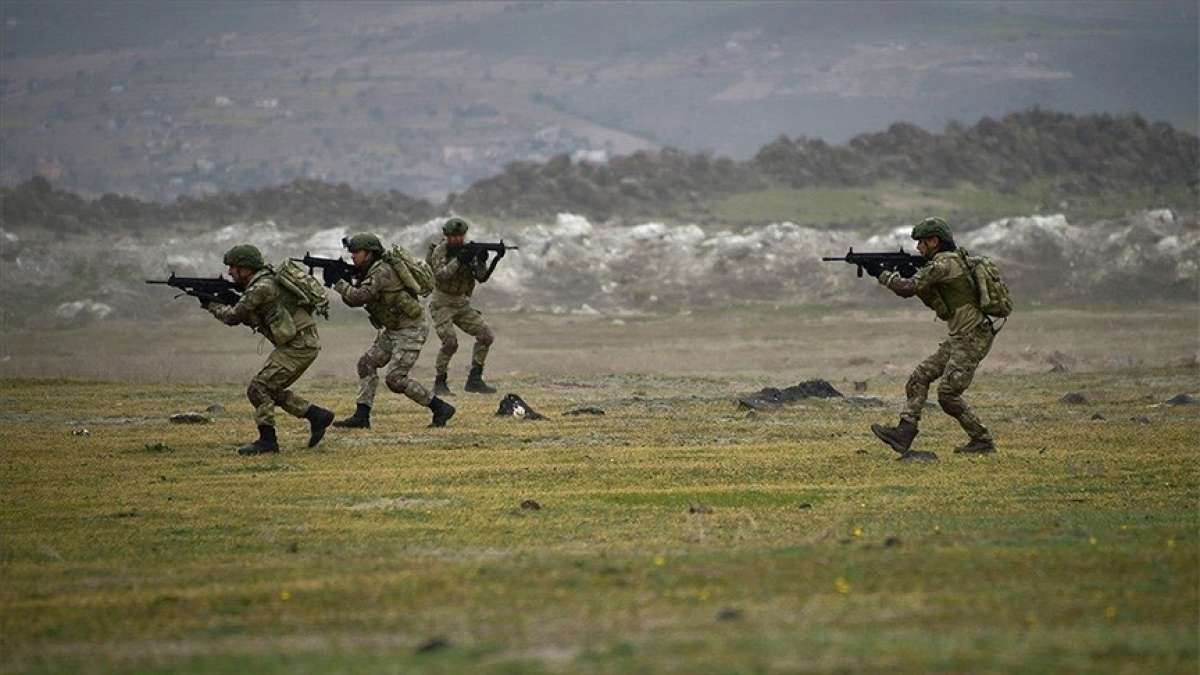 Fırat Kalkanı bölgesinde 10 terörist etkisiz hale getirildi