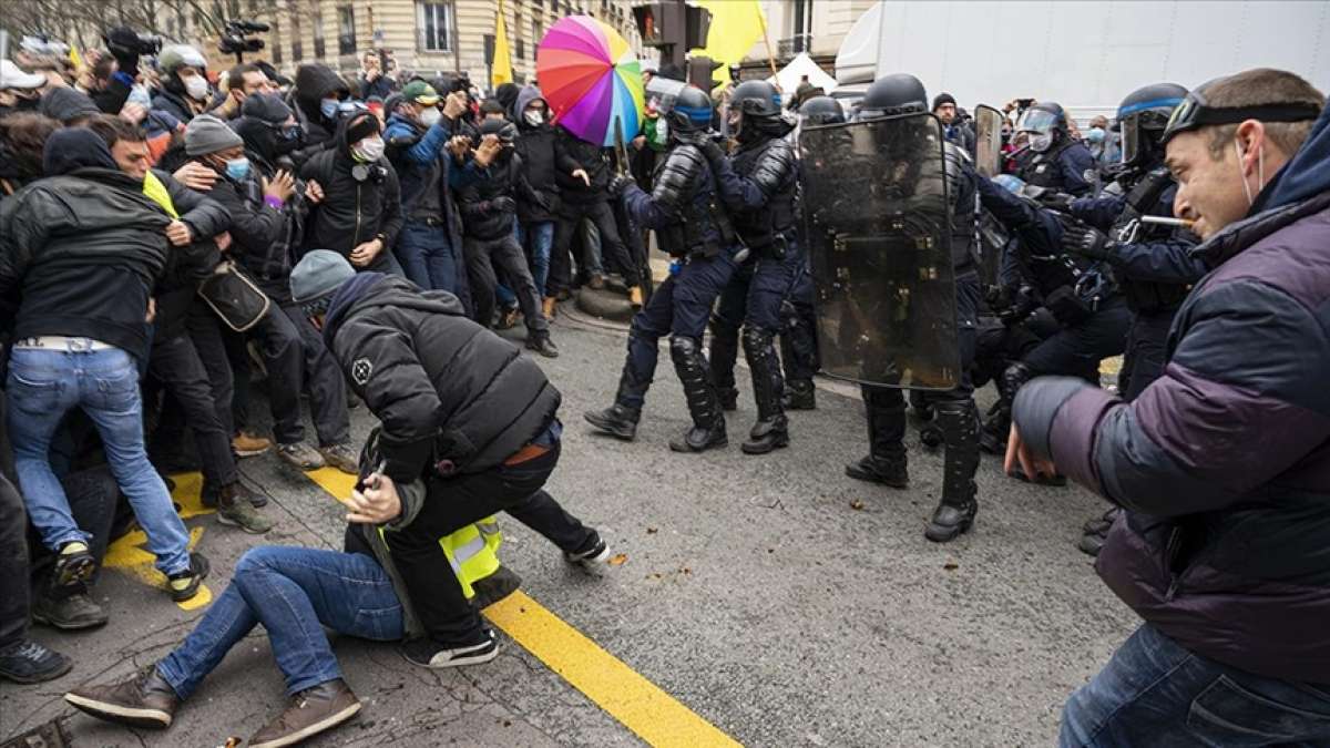 Fransa'da güvenlik yasa tasarısına karşı protestolar sürüyor