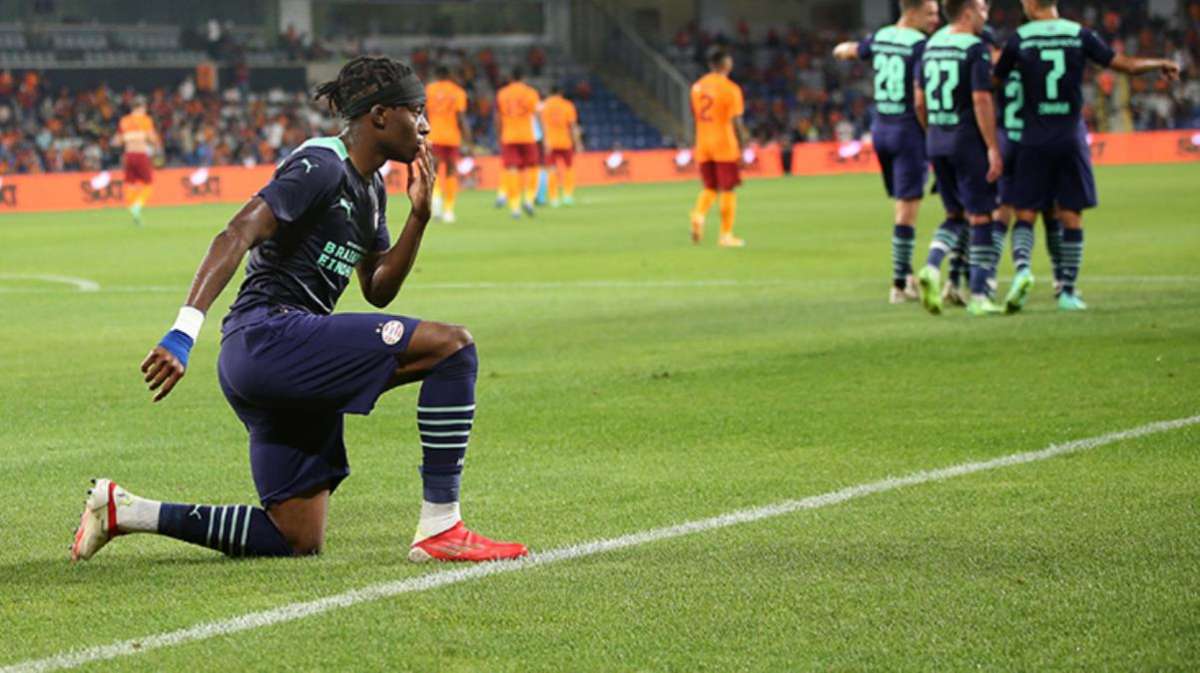 Galatasaray maçı sonrası PSV'den olay paylaşım: Küçük kulüp? Büyük sonuç