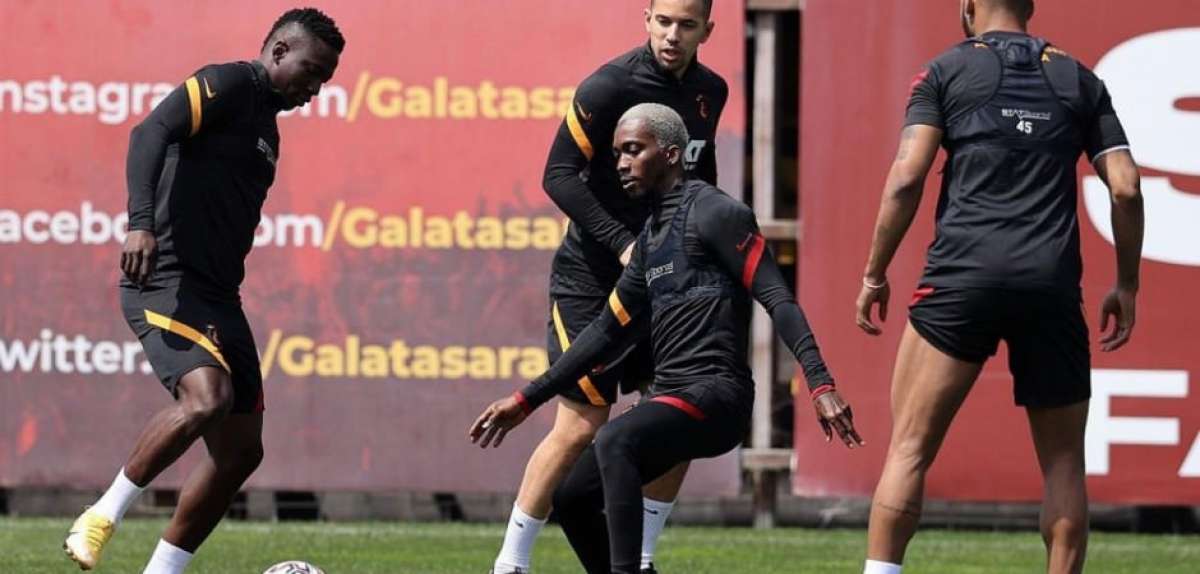 Galatasaray'a Onyekuru müjdesi!