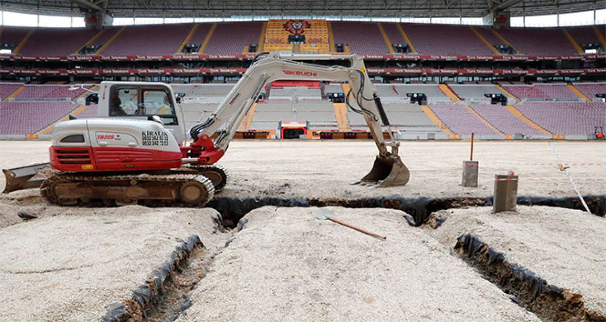 Galatasaray'da stat zemini çalışmaları devam ediyor