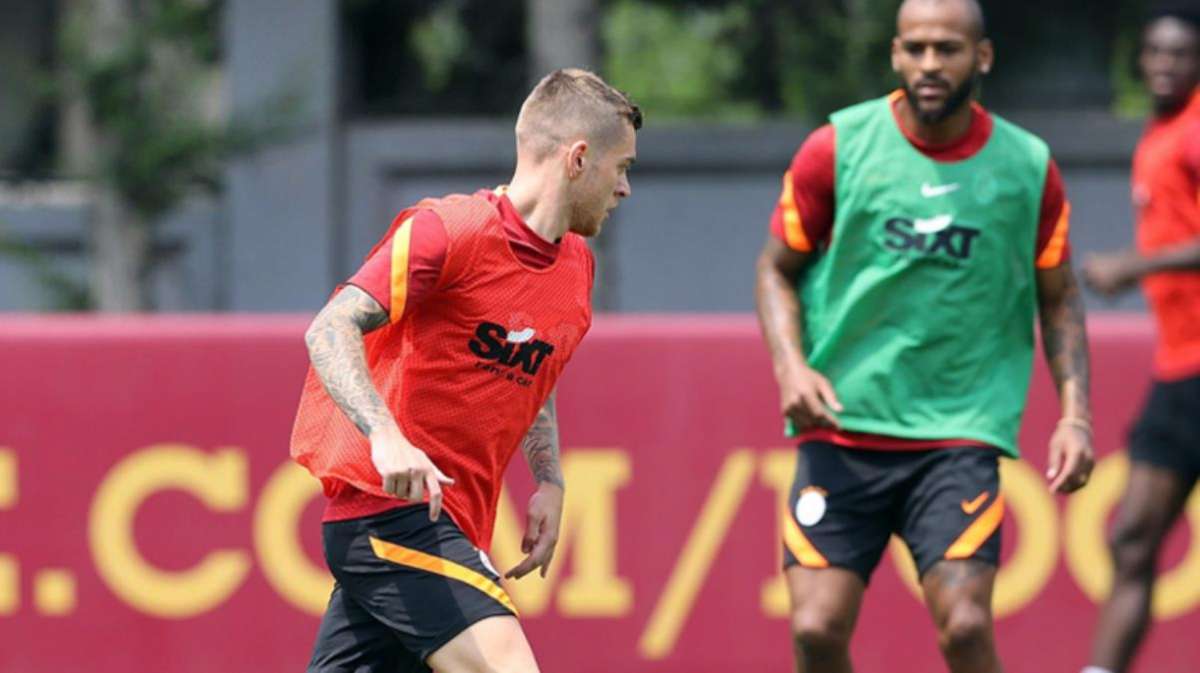 Galatasaray'ın UEFA'ya bildirdiği 25 kişilik listede yeni transfer Cicaldau yer almadı