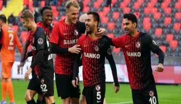 Gaziantep FK'da Beşiktaş maçı öncesi korona depremi!