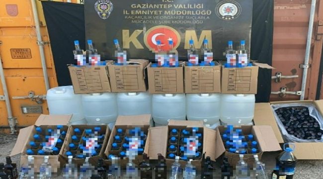 Gaziantep'te 3 ayrı baskında yüzlerce litre kaçak içki ele geçirildi