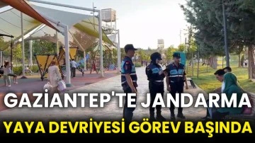 Gaziantep'te Jandarma yaya devriyesi görev başında