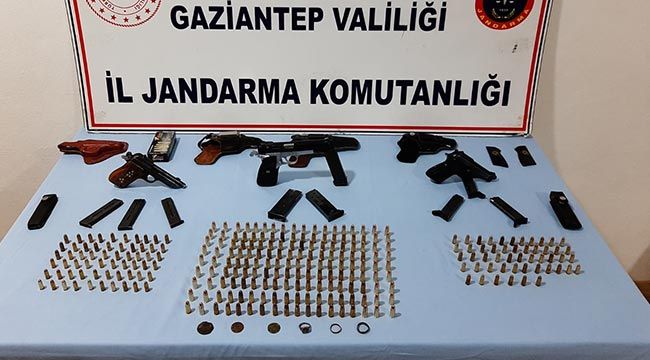 Gaziantep'te ruhsatsız silah operasyonu