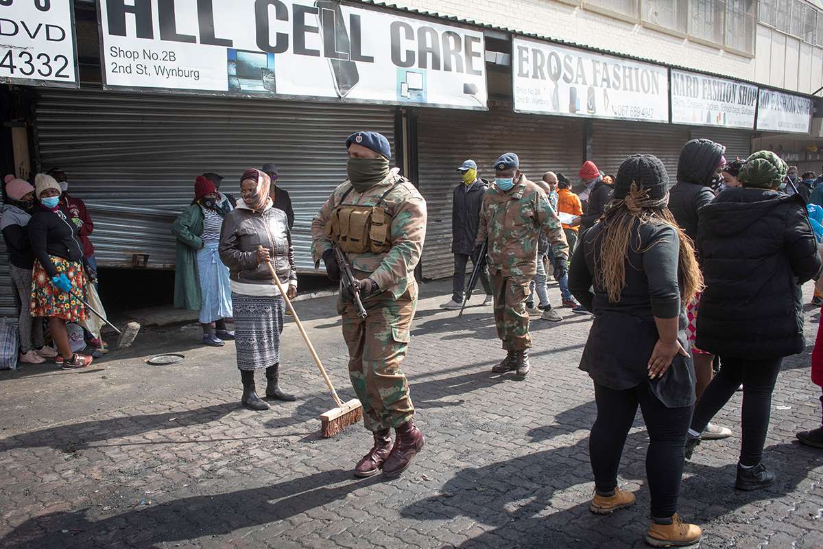 Güney Afrika'daki protestolarda can kaybı 276'ya yükseldi