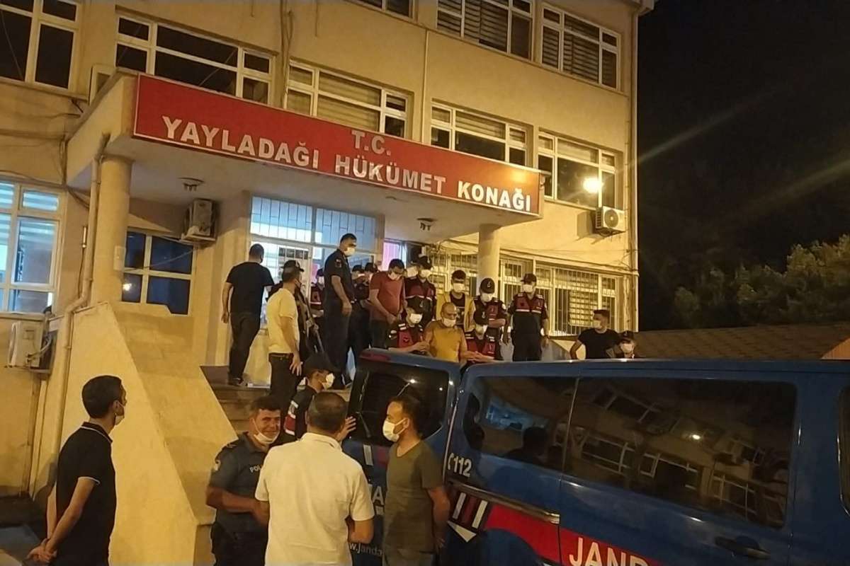 Hatay'da göçmen kaçakçılığı operasyonu: 8 tutuklama