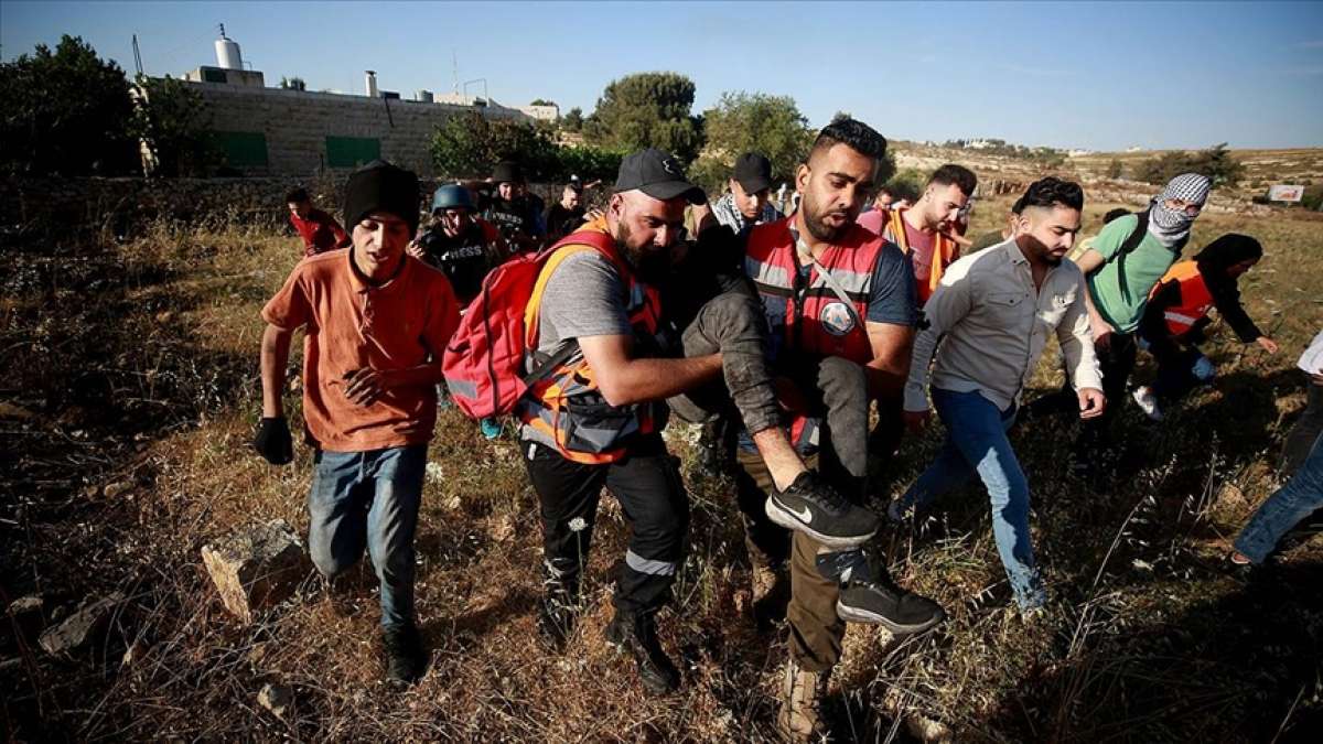 İsrail askerlerinden Batı Şeria'daki Gazze'ye destek gösterilerine müdahale: 112 yaralı