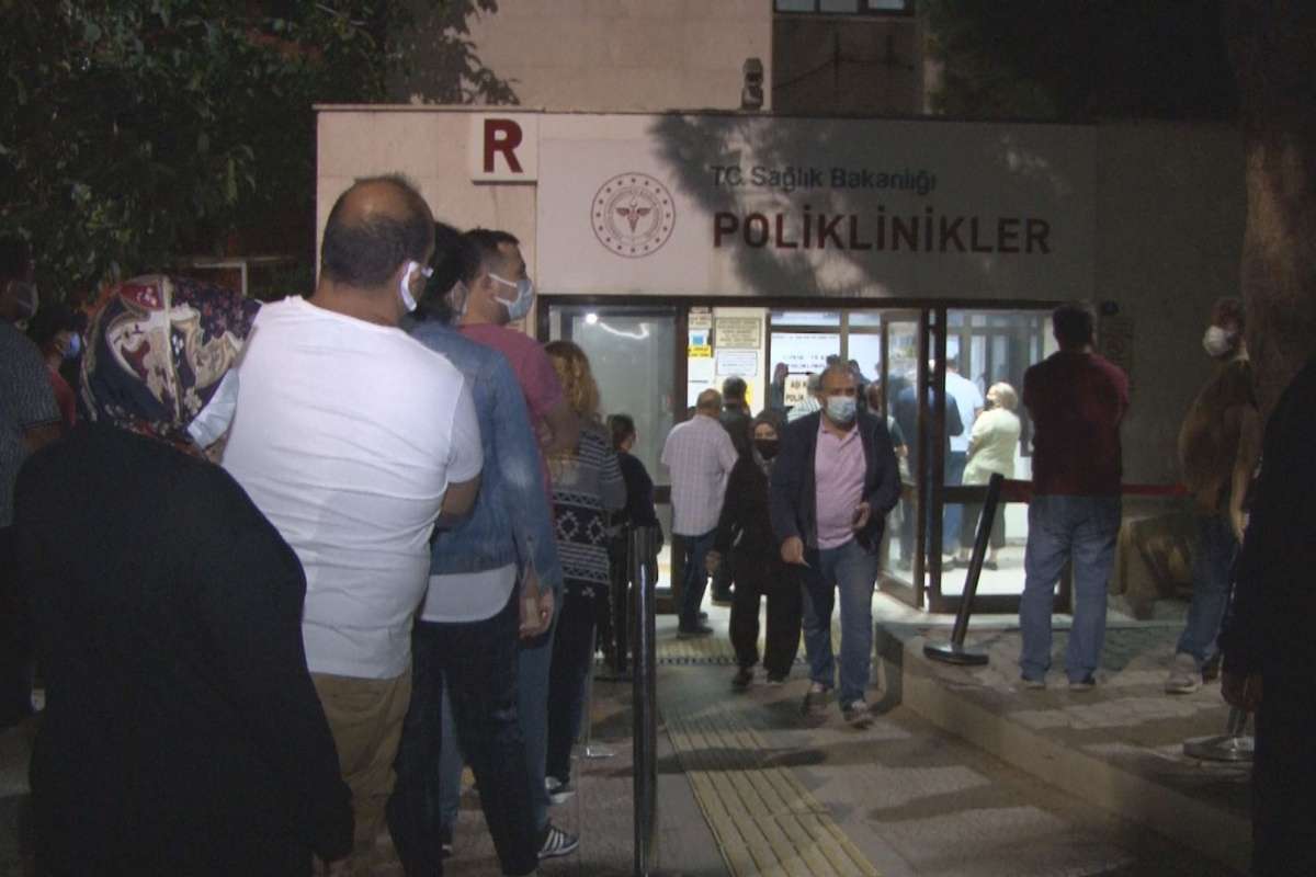 İzmir'de korona virüs aşısına yoğun talep