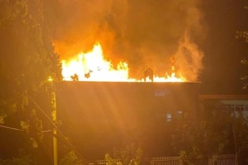 İzmir’de okulda çıkan yangın paniğe neden oldu