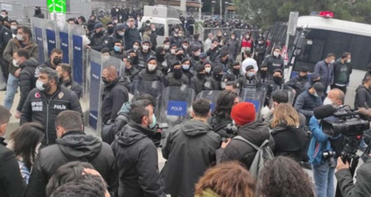 Kadıköy'deki Boğaziçi eylemlerinde polislere saldıran şüpheliler hakkında iddianame düzenlendi