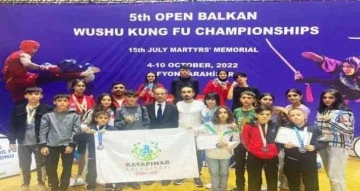 Kayapınarlı Wushu sporcularına 15 ödül birden