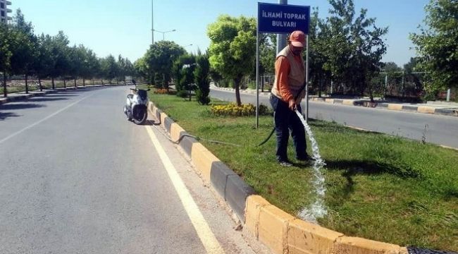 Kilis'te refüj ve bulvarda bayram temizliği