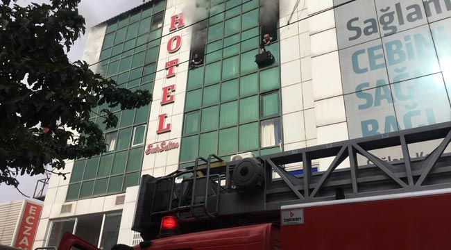 Komşuda otel yangını! Müşteriler mahsur kaldı