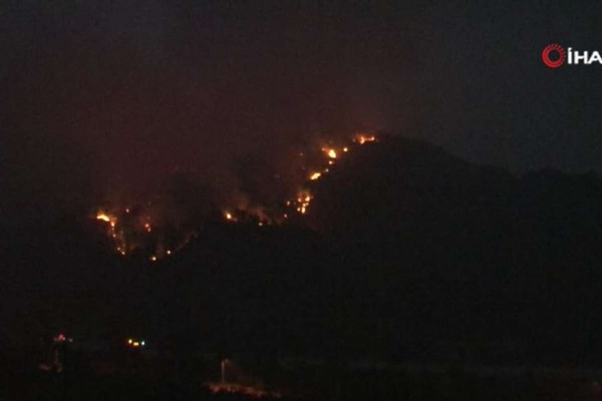 Köyceğiz'de gece saatlerinde alevler yeniden yükseldi