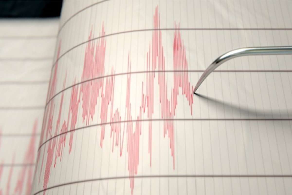 Kuşadası'nda 3.8 şiddetinde deprem