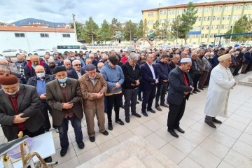 Maden şehitleri için gıyabi cenaze namazı kılındı