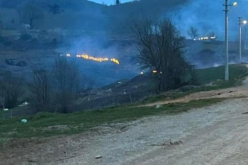 Mera olarak kullanılan alanda yangın çıktı, 25 dönüm arazi kül oldu