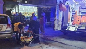 Osmaniye'de savrulan otomobil aydınlatma direğine çarptı: 3 yaralı