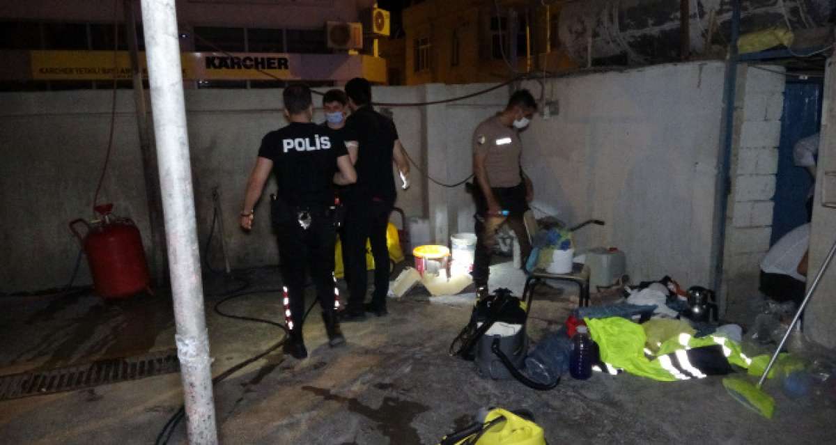 Oto yıkamada uyuşturucu operasyonu: 2 Gözaltı