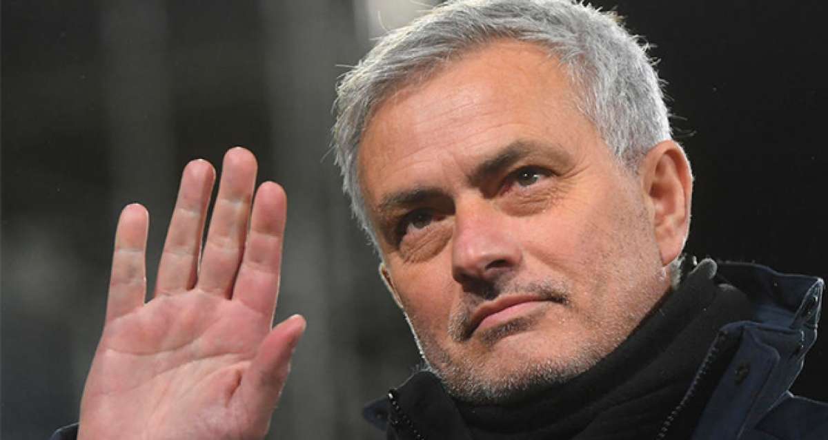 Roma'nın yeni hocası Jose Mourinho oldu