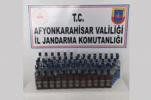 Ruhsatsız tabanca için durduruldu 42 litre bandrolsüz içkiyle yakalandı