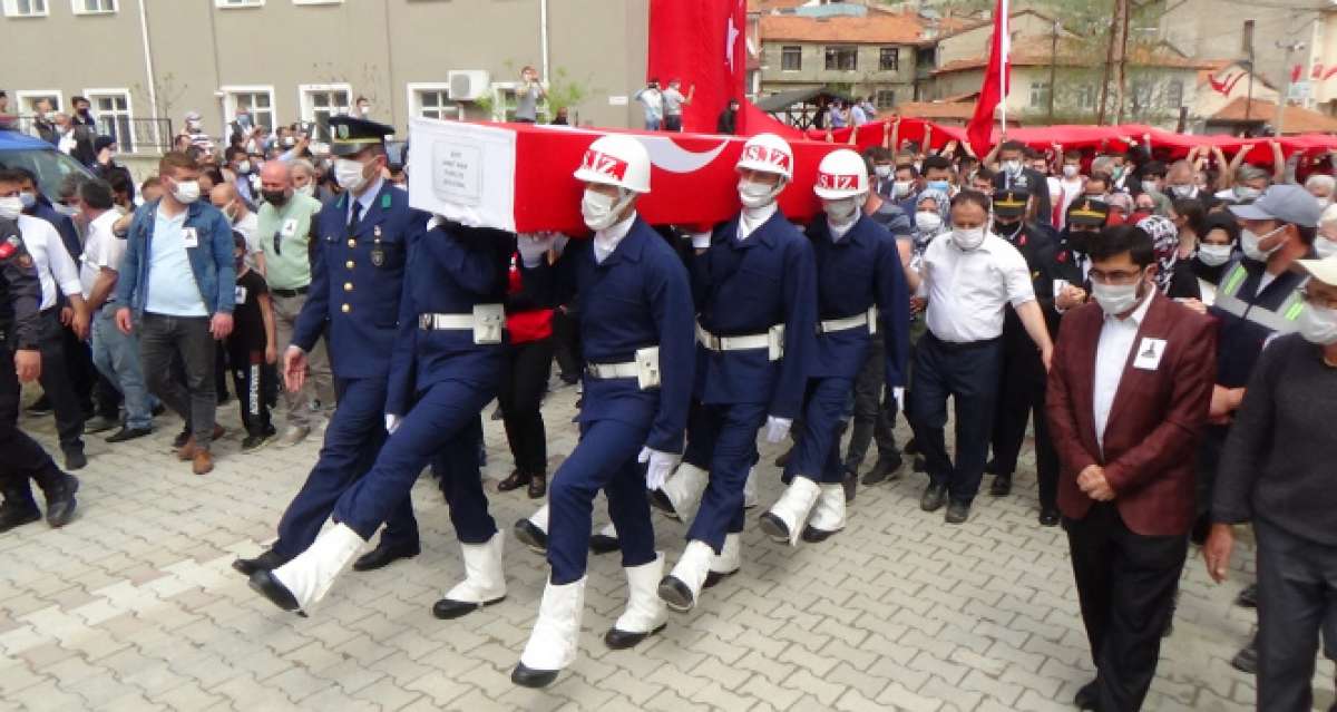 Şehit Uzman Çavuş Ahmet Asan, Kütahya'da toprağa verildi