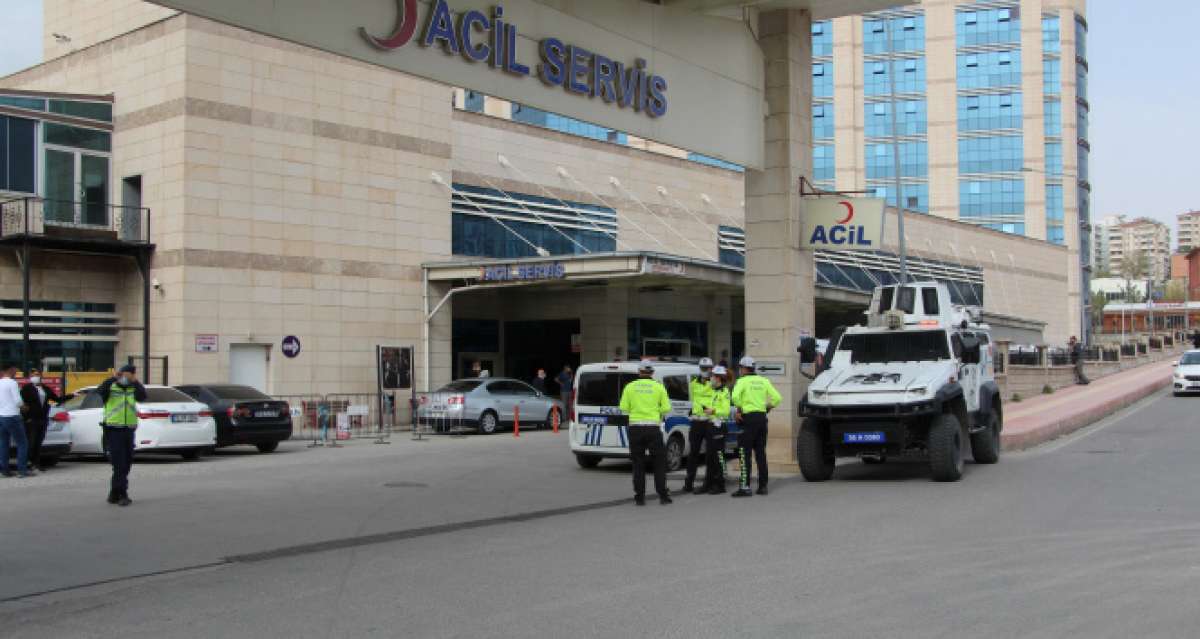 Siirt'te PKK'lı teröristlerle çıkan çatışmada 1 asker şehit oldu