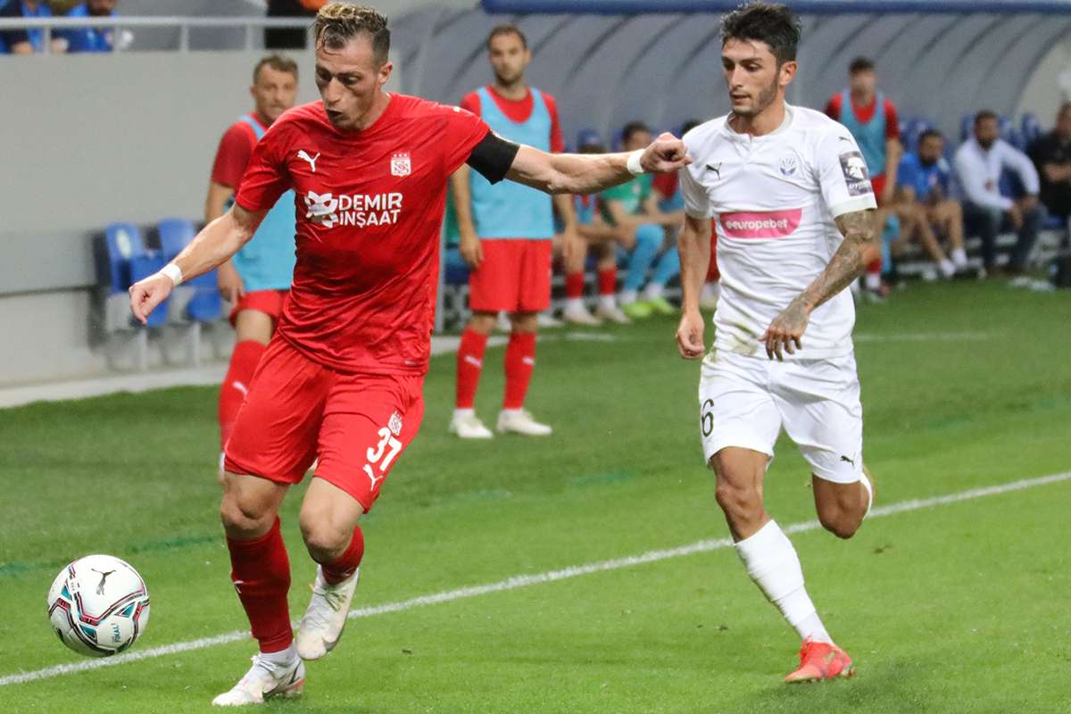 Sivasspor, Dinamo Batumi'yi ağırlayacak