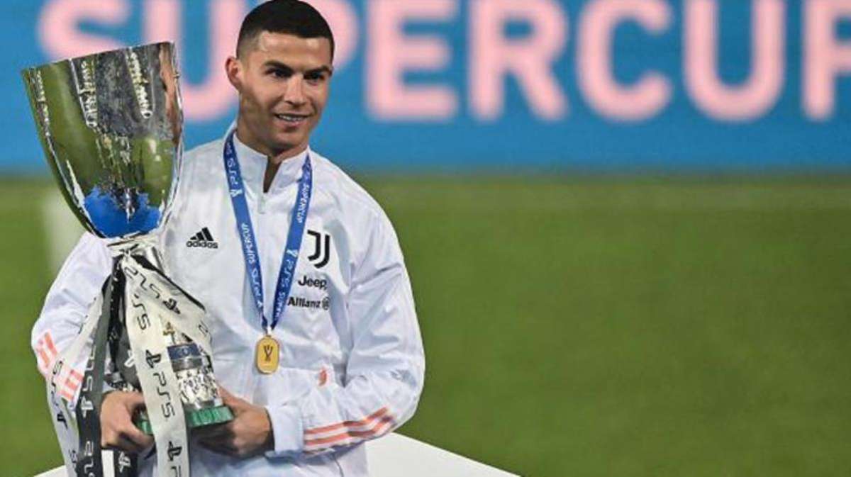 Sporting, futbolu bırakmaya hazırlanan Ronaldo'yu almak için temasa geçti