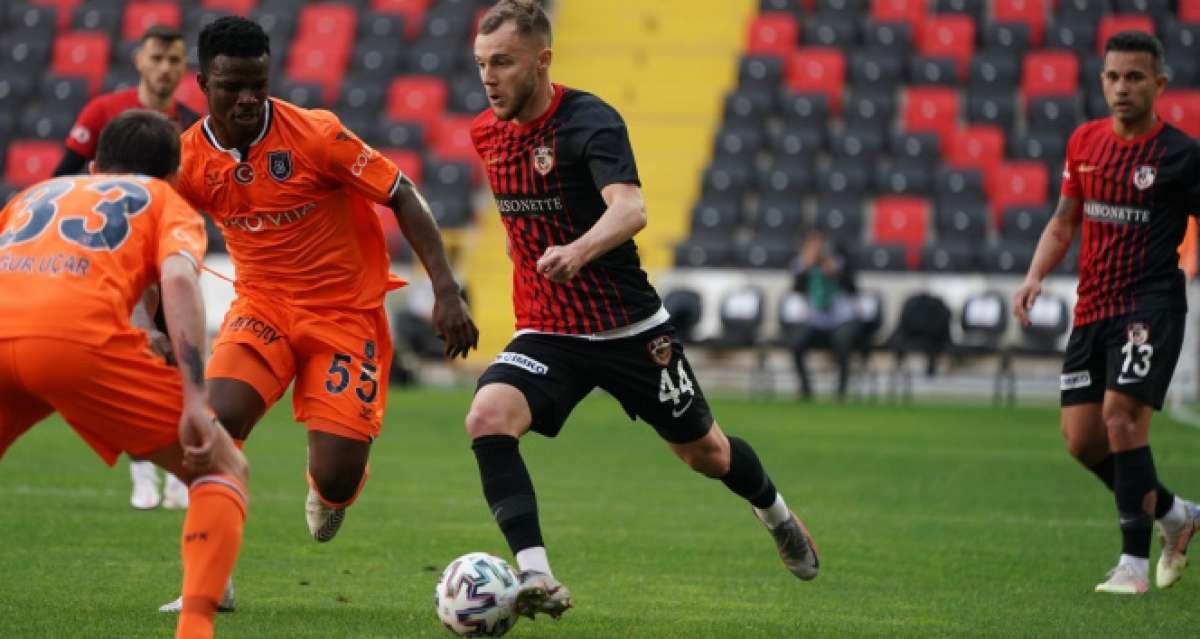 Süper Lig: Gaziantep FK: 2 - Medipol Başakşehir: 0 (Maç sonucu)