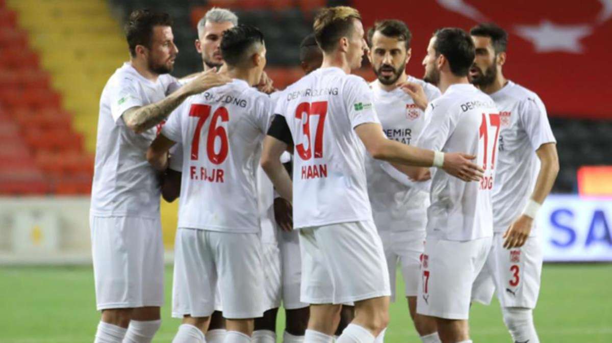 Süper Lig'de Sivasspor, deplasmanda Gaziantep FK'yi 1-0 mağlup etti
