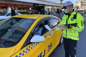 Taksim Meydanı’nda taksici denetimi