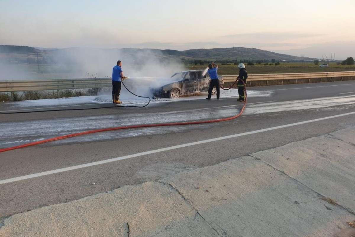 Tamirden çıkan otomobil alev alev yandı