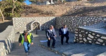 Tarihi çeşme yeniden gün yüzüne çıkartıldı