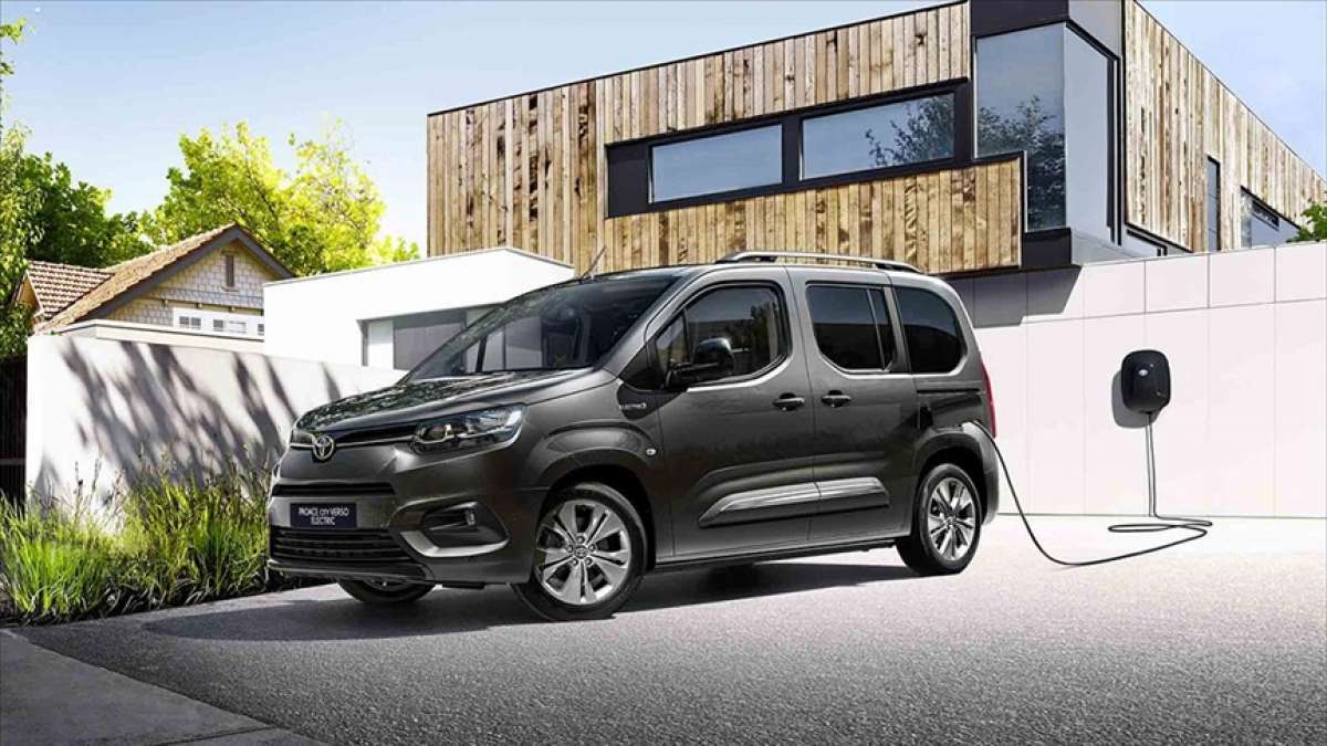 Toyota yeni Proace City'nin elektrikli versiyonu pazara çıkıyor