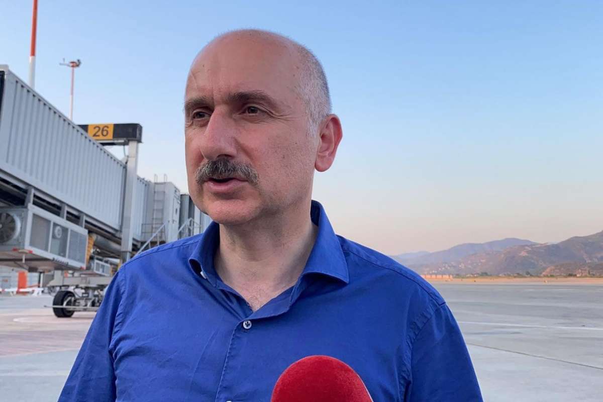 Ulaştırma Bakanı Karaismailoğlu: 'Dalaman Havalimanı'nda bir olumsuzluk söz konusu değil'