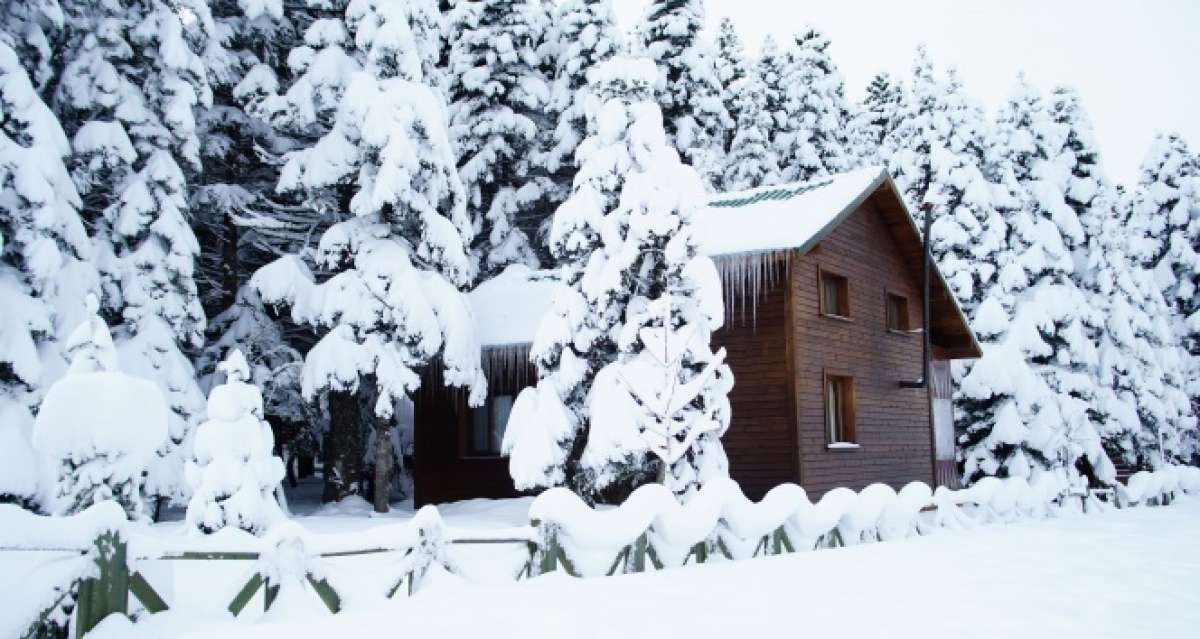 Uludağ'da kar kalınlığı 68 santimetreye ulaştı