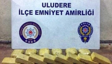 Uludere&rsquo;de 7 kilo 231 gram eroin ele geçirildi: 1 gözaltı