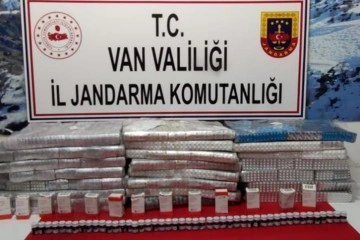 Van’da 243 bin 181 adet İran menşei tıbbi hap ele geçirildi