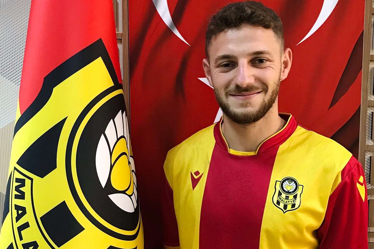 Yeni Malatyaspor'da genç forvetin sözleşmesi uzatıldı